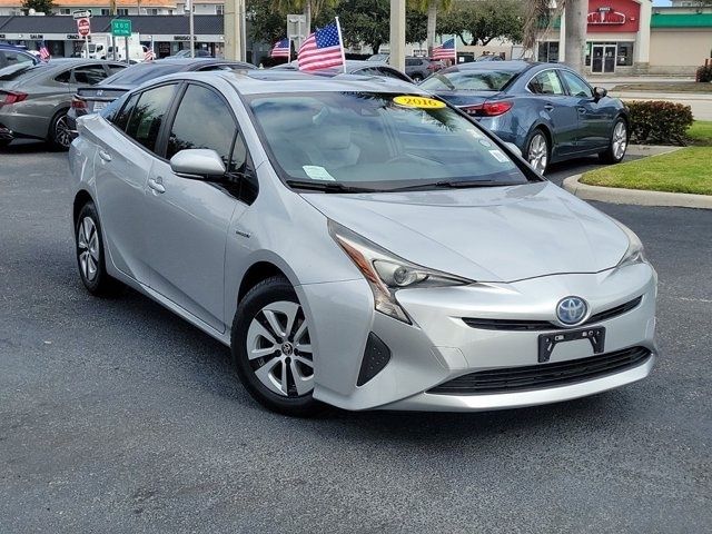 2016 Toyota Prius Three