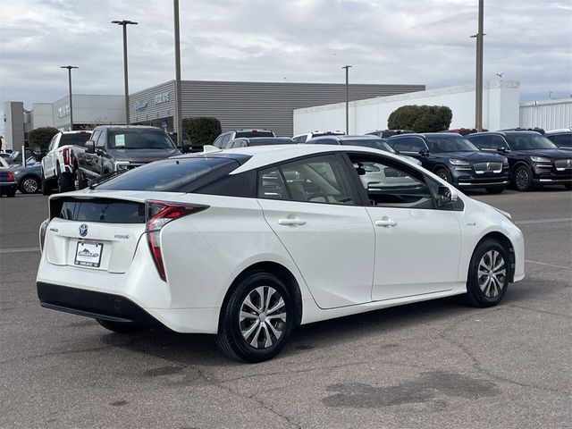 2016 Toyota Prius Two