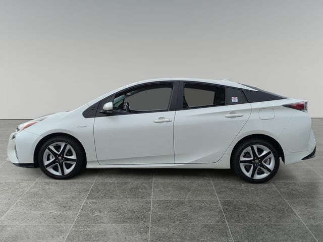 2016 Toyota Prius Four Touring