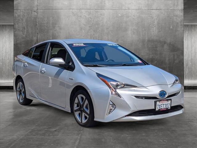 2016 Toyota Prius Four Touring