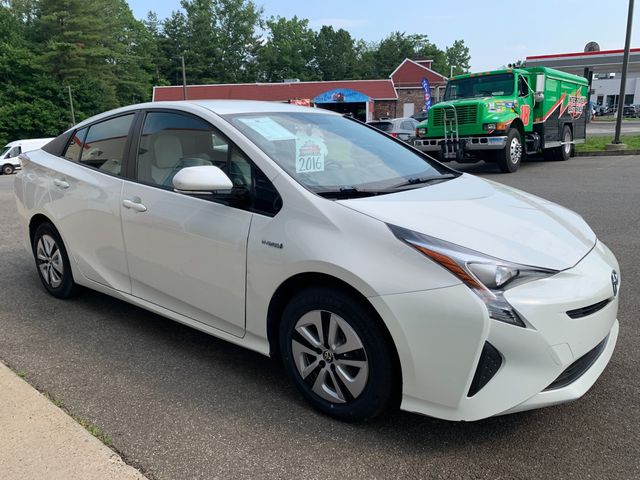 2016 Toyota Prius Four
