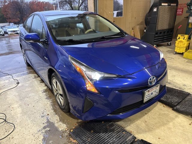 2016 Toyota Prius Three