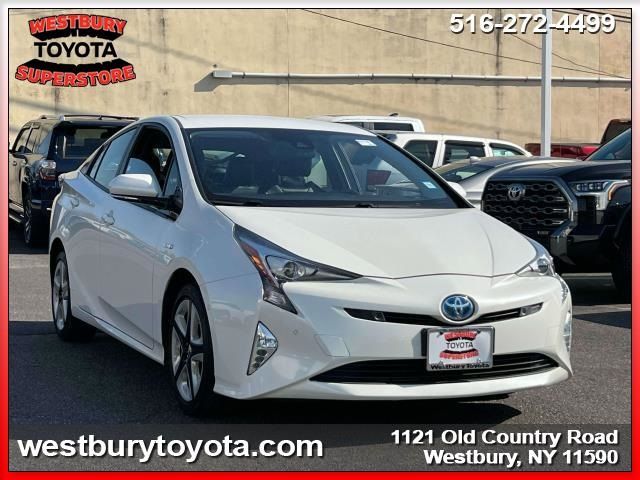 2016 Toyota Prius Four