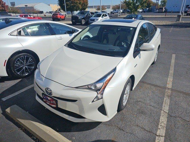 2016 Toyota Prius Four