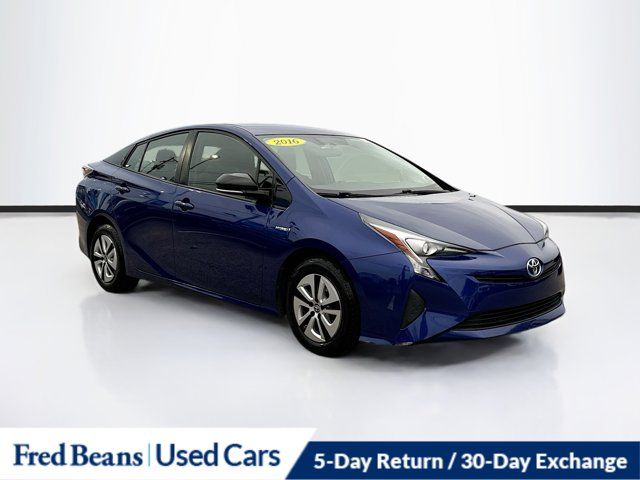 2016 Toyota Prius Four