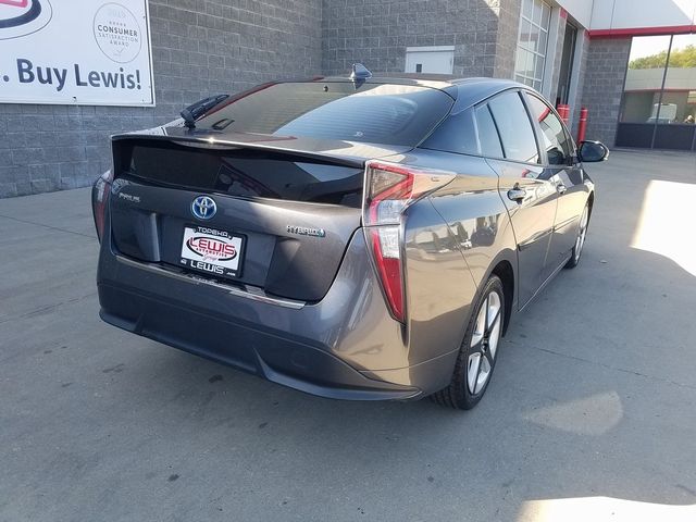 2016 Toyota Prius Three Touring