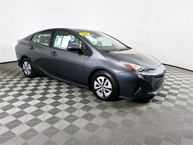 2016 Toyota Prius Four