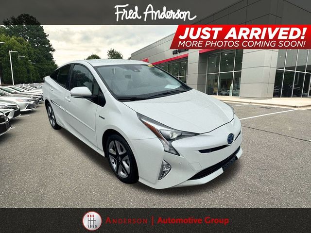 2016 Toyota Prius Four Touring