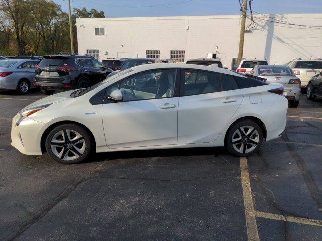 2016 Toyota Prius Four Touring