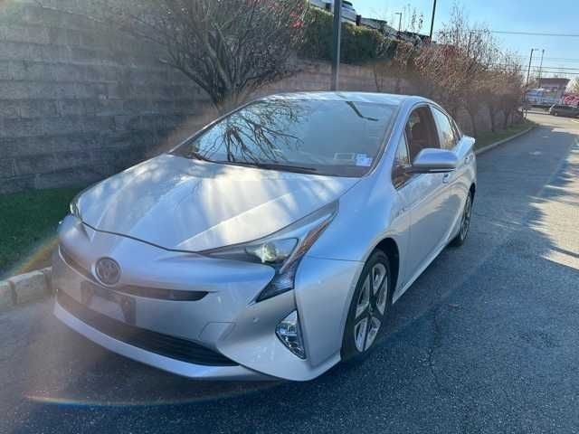 2016 Toyota Prius Four Touring