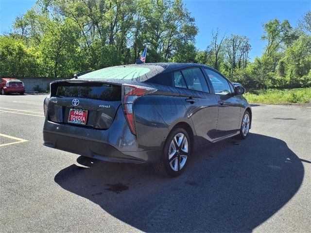 2016 Toyota Prius Four Touring