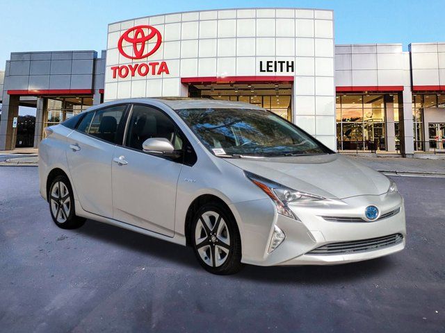 2016 Toyota Prius Four Touring