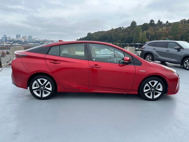 2016 Toyota Prius Four Touring