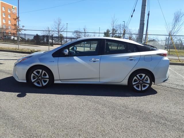 2016 Toyota Prius Four Touring
