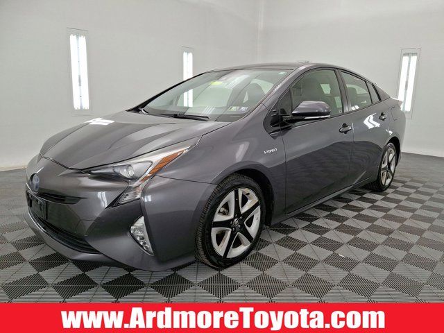 2016 Toyota Prius Three Touring