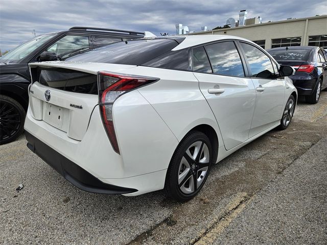 2016 Toyota Prius Four Touring