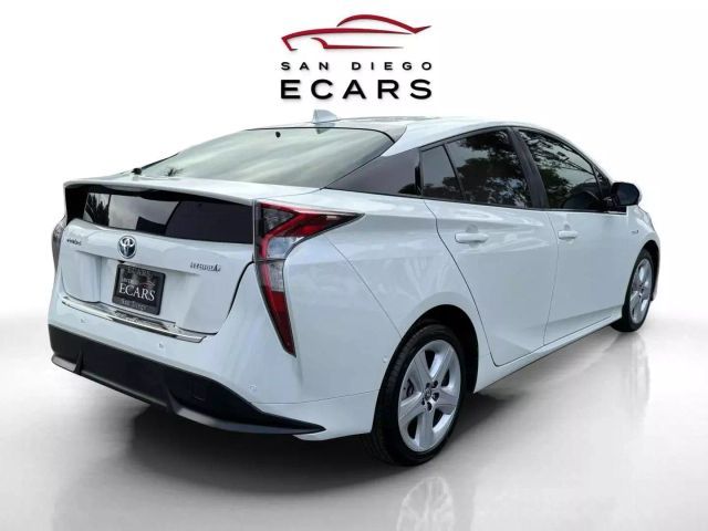2016 Toyota Prius Four Touring