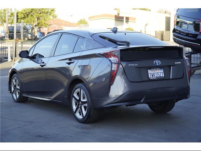 2016 Toyota Prius Four Touring