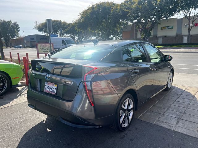 2016 Toyota Prius Three Touring