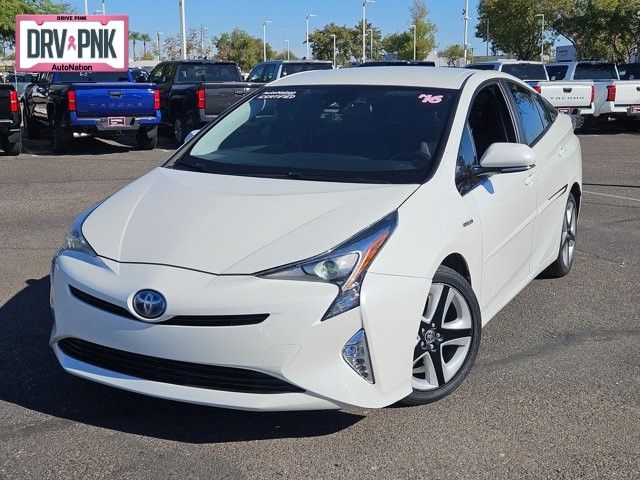 2016 Toyota Prius Three Touring