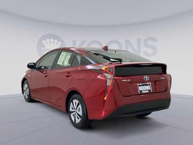 2016 Toyota Prius Three