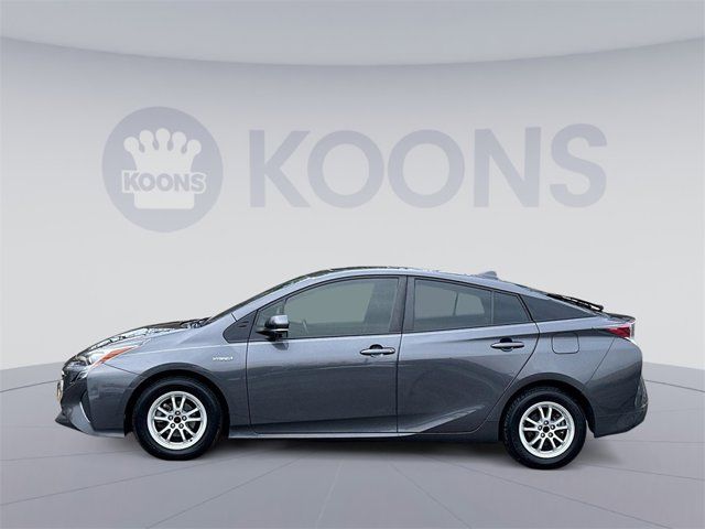 2016 Toyota Prius Four