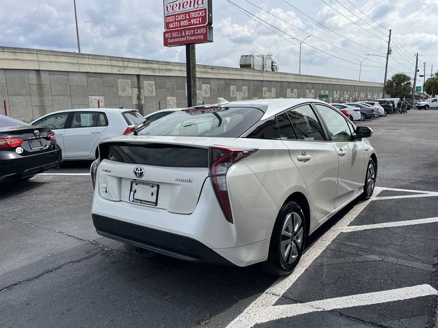 2016 Toyota Prius Three