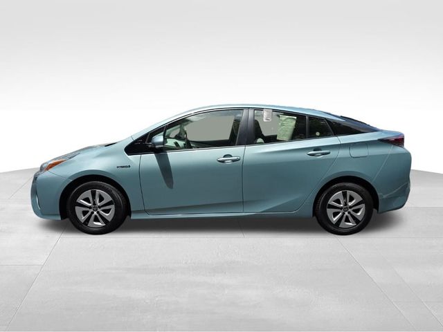 2016 Toyota Prius Three