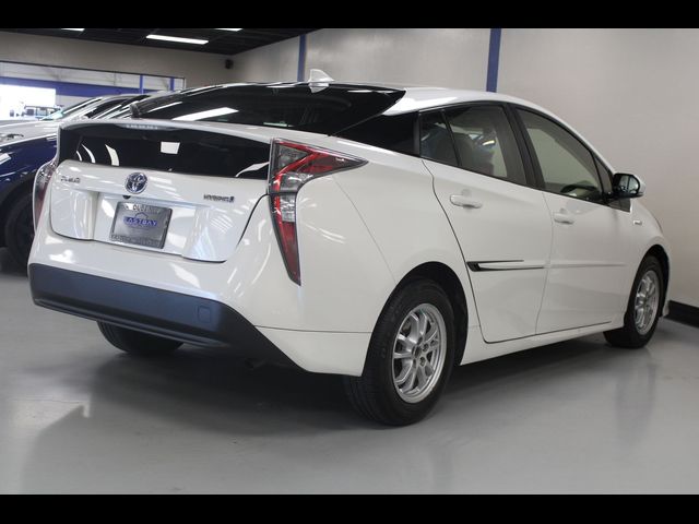 2016 Toyota Prius Three