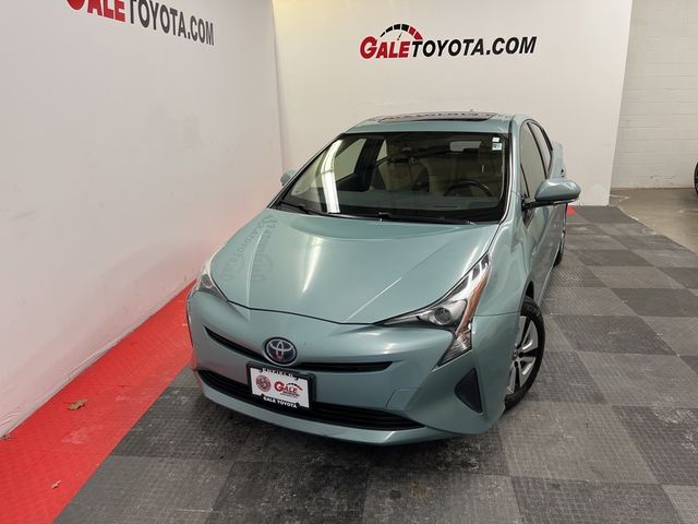 2016 Toyota Prius Three