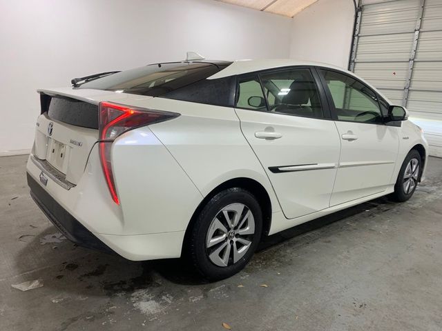 2016 Toyota Prius Three