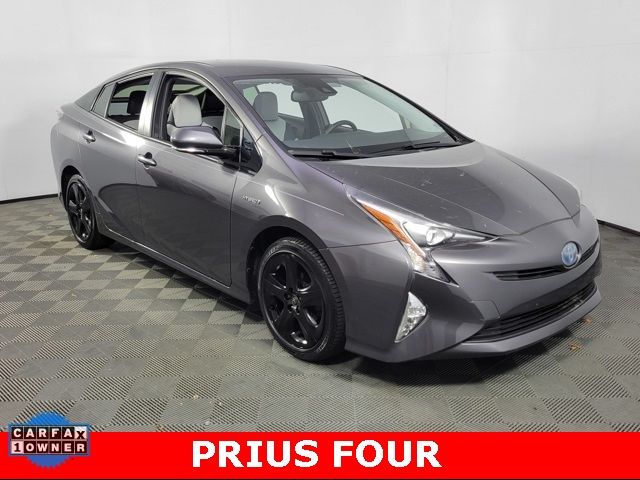 2016 Toyota Prius Three