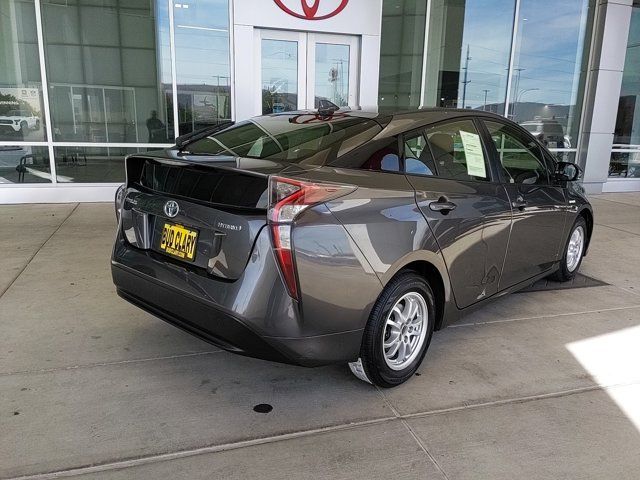 2016 Toyota Prius Three