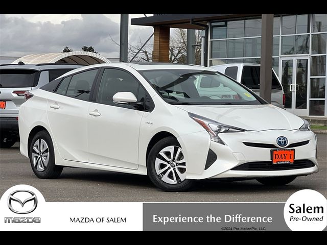 2016 Toyota Prius Three