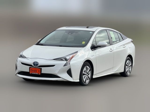 2016 Toyota Prius Three