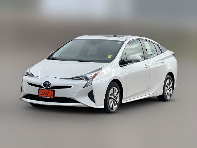 2016 Toyota Prius Three