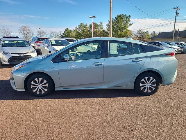 2016 Toyota Prius Three