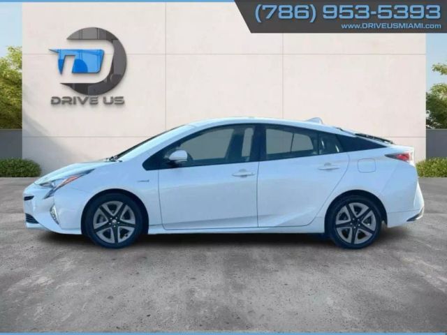 2016 Toyota Prius Three