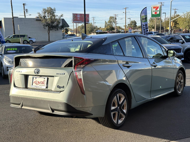 2016 Toyota Prius Three Touring