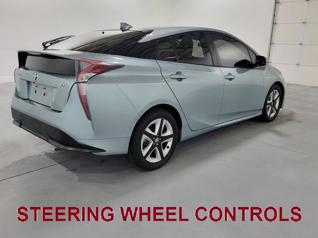 2016 Toyota Prius Three Touring