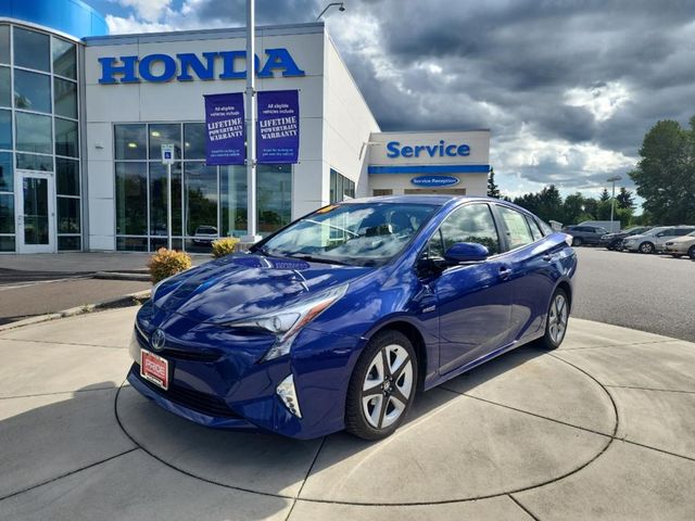 2016 Toyota Prius Three Touring