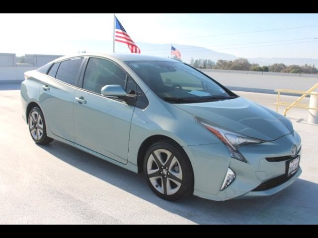 2016 Toyota Prius Three Touring