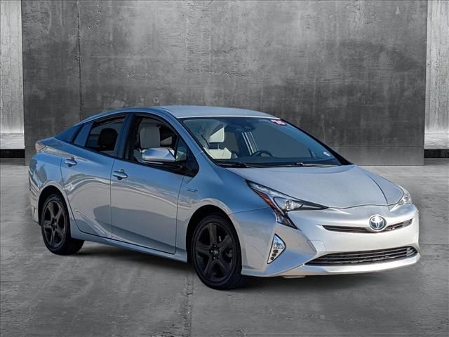 2016 Toyota Prius Three Touring