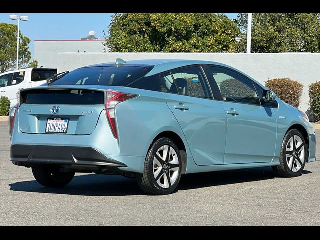 2016 Toyota Prius Three Touring