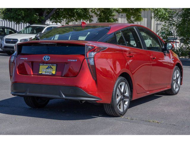 2016 Toyota Prius Three Touring