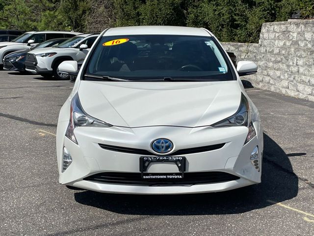 2016 Toyota Prius Three Touring