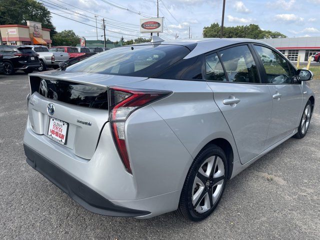 2016 Toyota Prius Three Touring