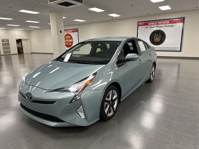 2016 Toyota Prius Three Touring