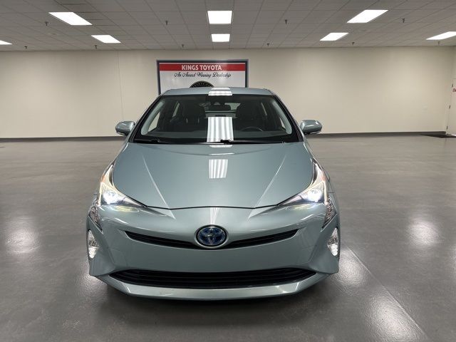 2016 Toyota Prius Three Touring