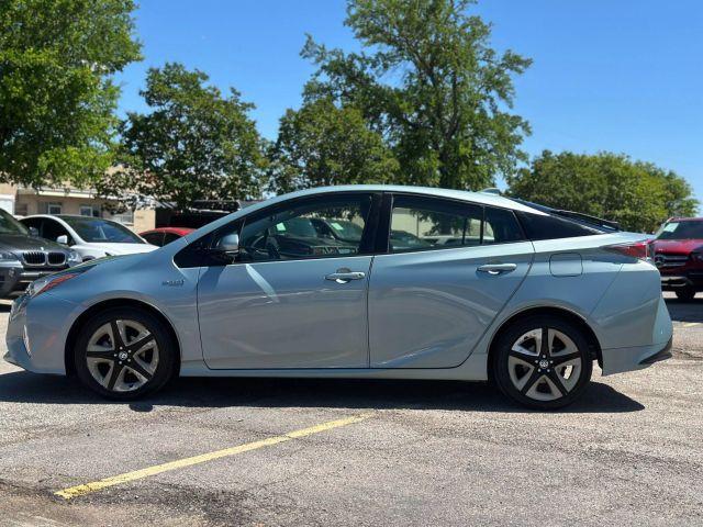2016 Toyota Prius Three Touring
